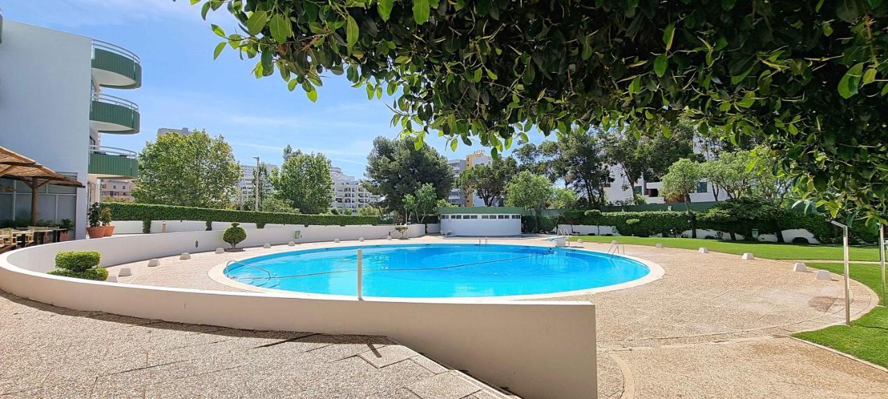 Apartamento Da Avo Te - Em Frente A Praia C Piscina Портіман Екстер'єр фото