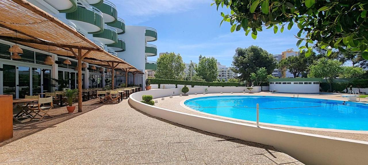 Apartamento Da Avo Te - Em Frente A Praia C Piscina Портіман Екстер'єр фото